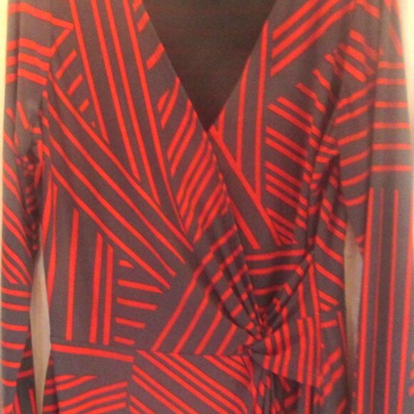 Nine West Faux Wrap Dress, Black and Red Zig Zag Print, Size 16,    E231 - Picture 1 of 8